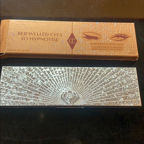 Charlotte Tilbury 
BEJEWELLED EYES TO HYPNOTISE - Picture 10 of 13